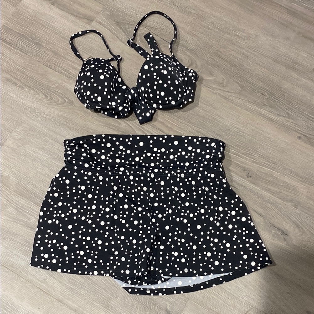 Cute Black and White Polka Dot skirted Bikini Set